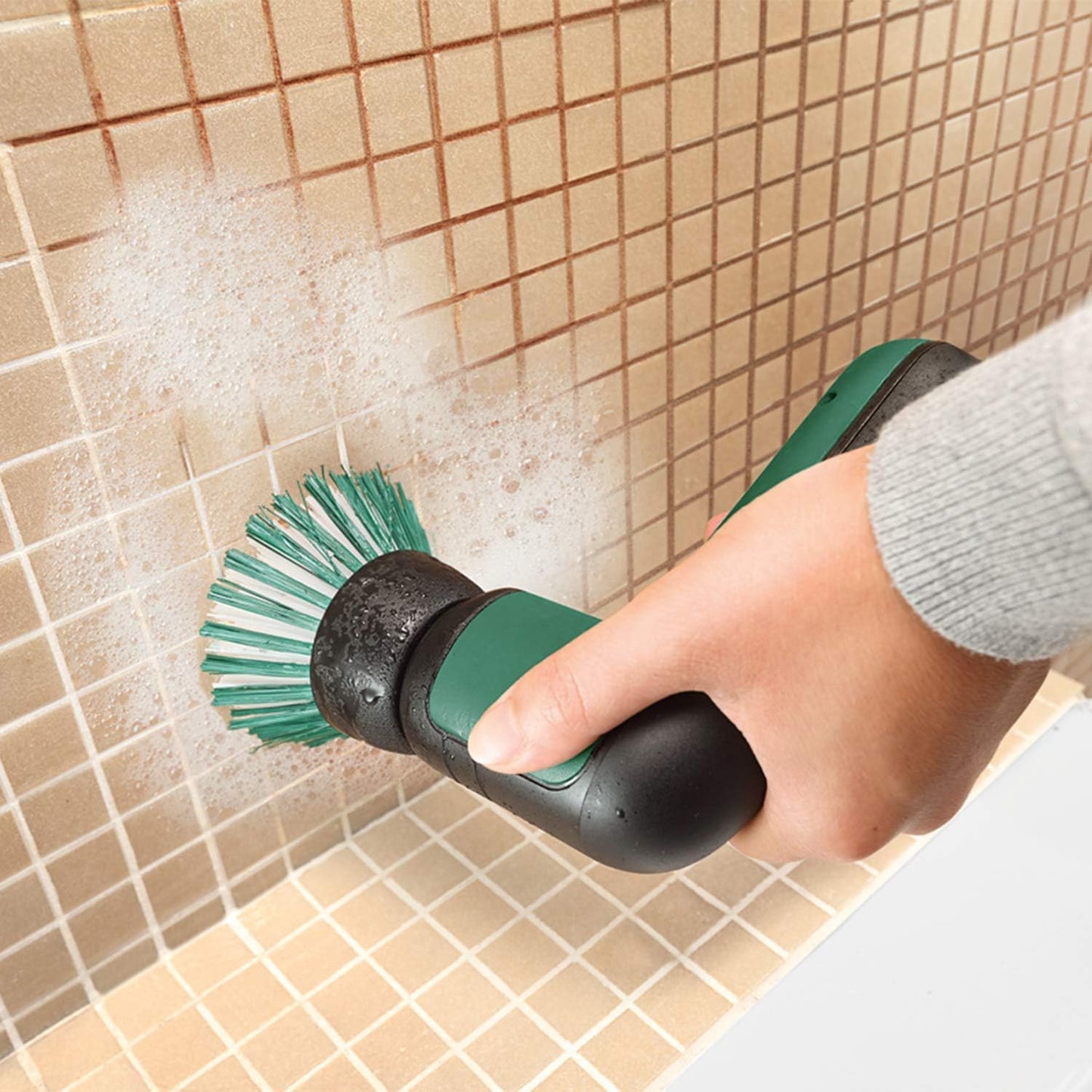 Bosch Home and Garden Akku-Reinigungsbürste mit 4 Reinigungsaufsätze, USB-Aufladung