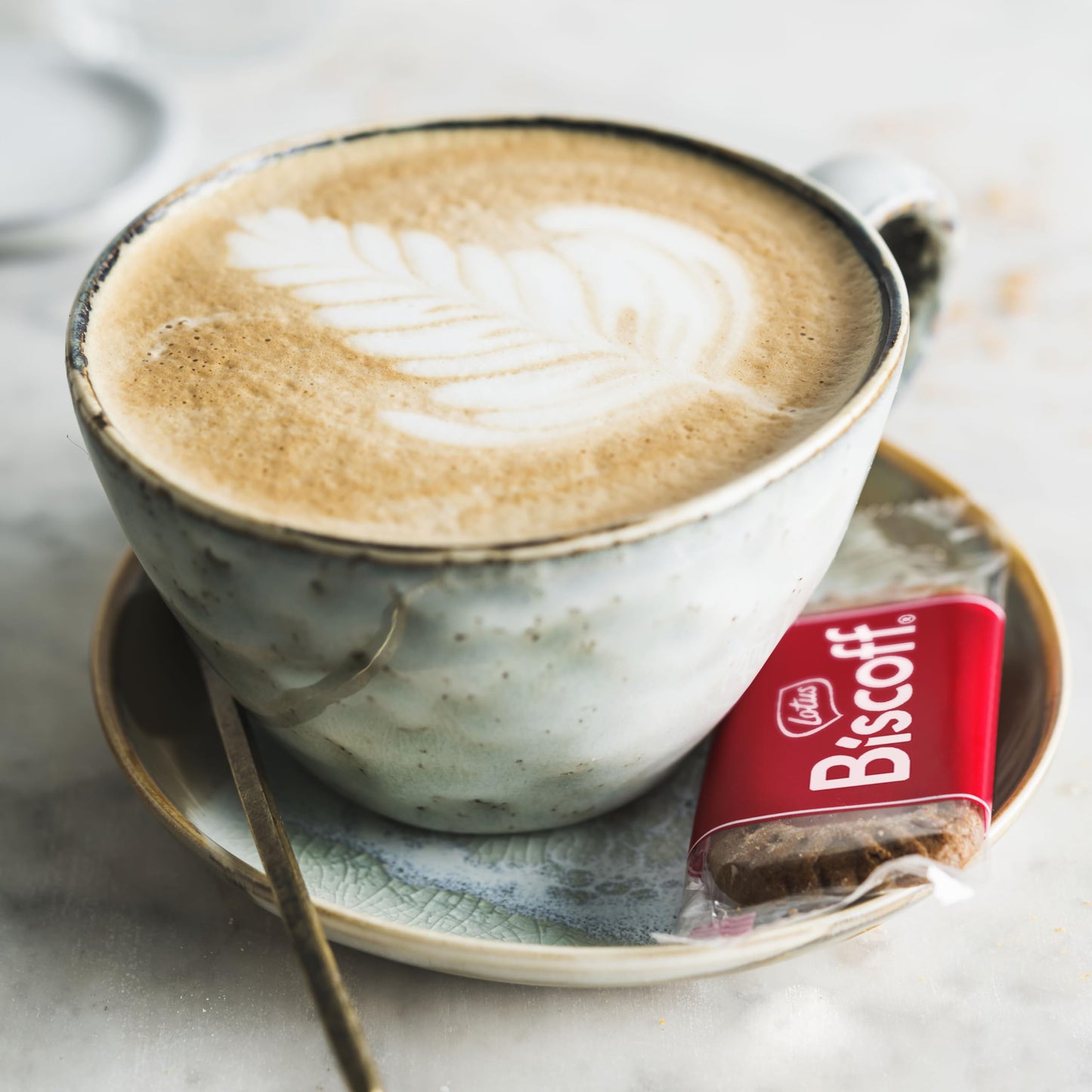 Lotus Biscoff: Original Caramelized Biscuit (300 biscuits) | Vegan - 1.875 kg