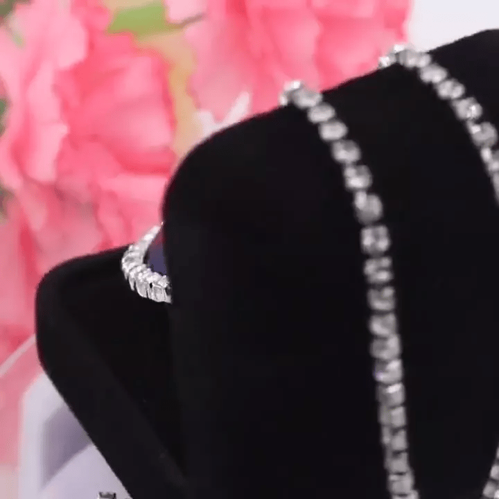TITANIC Heart of Ocean-Kette mit Kristall-Anhänger für elegante Ausstrahlung - Preview GIF